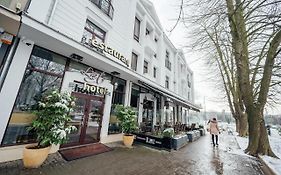 L`Art Hotel Carei